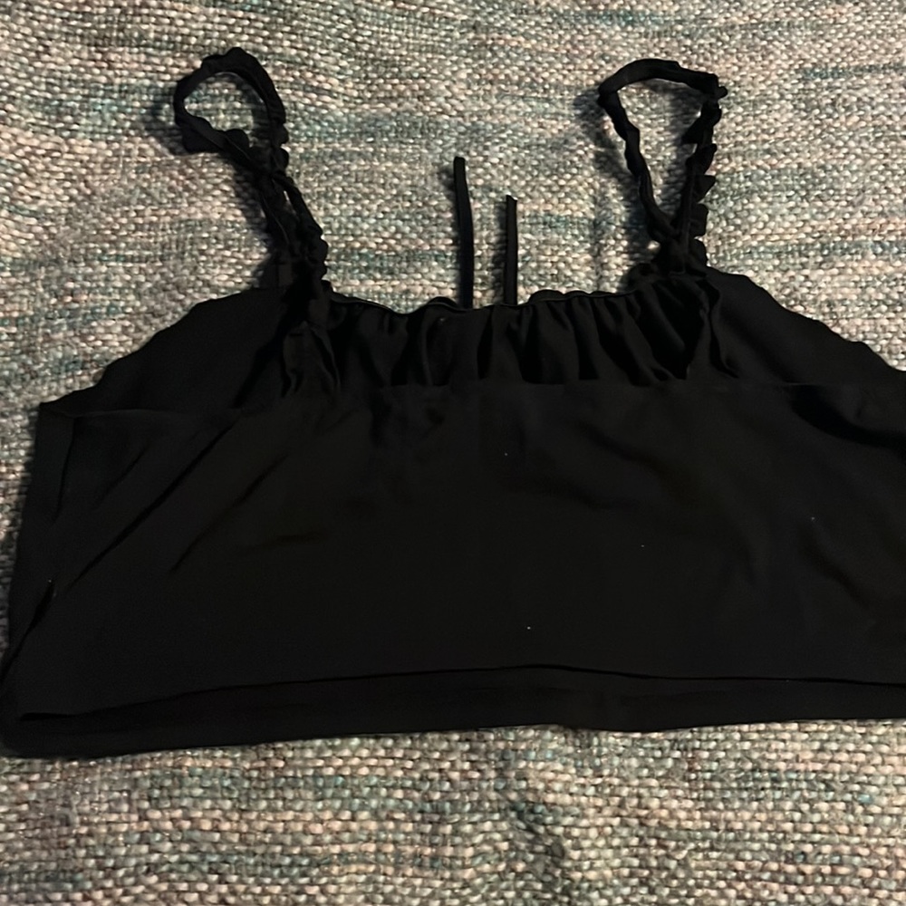 crop top - Picture 4 of 5